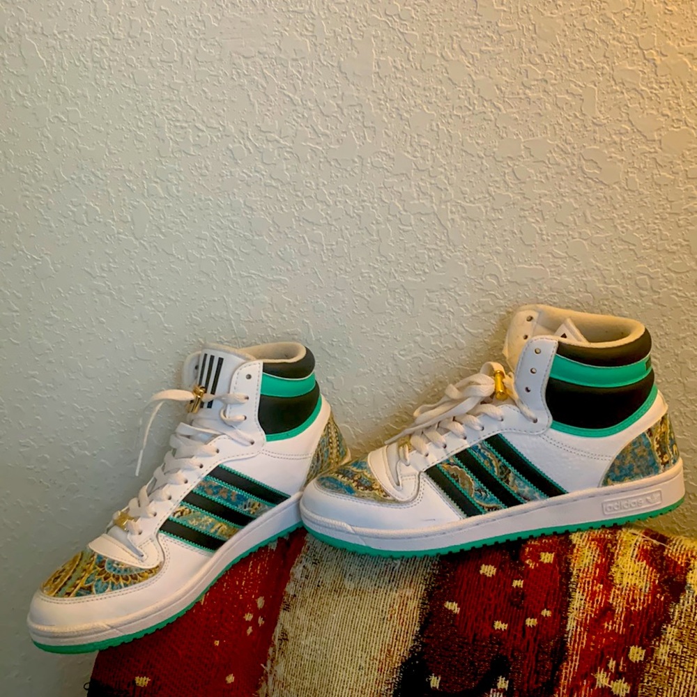 Custom Top Ten adidas